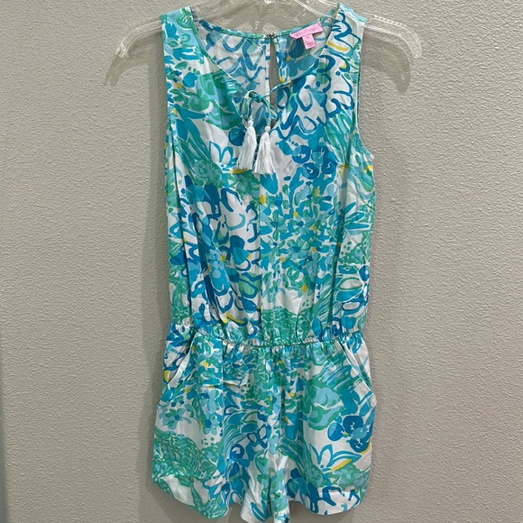 Lilly Pulitzer Pants - Lilly pulitzer Tybee Romper Resort White in a pinch.